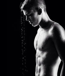 shirtless boys 5b083e0b11eaf.jpg