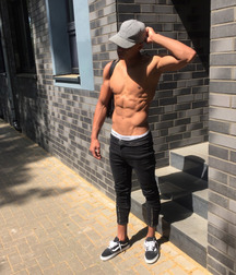 shirtless boys 5b0d92d6c57f2.jpg