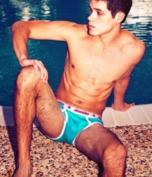 shirtless boys 5b0d9389a28b8.jpg