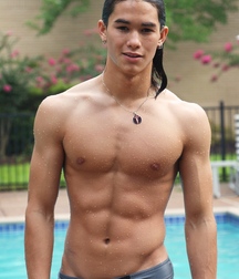 shirtless boys 5b13367f637cc.jpg