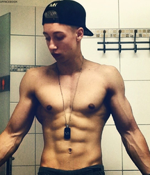 shirtless boys 5b1336e215381.png