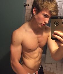 shirtless boys 5b13372fbf08d.jpg