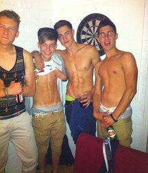 shirtless boys 5b6fe93e7158c.jpg