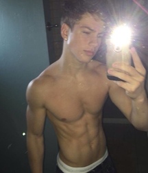 shirtless boys 5b753538c67ea.jpg