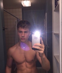 shirtless boys 5b75354430168.jpg
