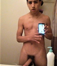Boys with a boner 5b7b1b0e1c85d.jpg