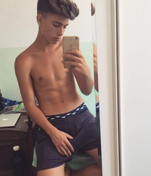 shirtless boys 5b7c4f6215480.jpg