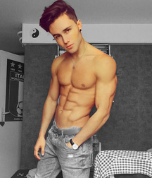 shirtless boys 5b7c52d0e436e.jpg