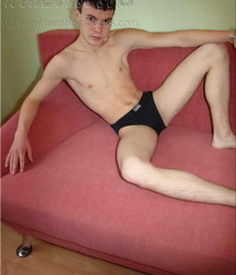 Tolik 5b7db51b2a181.jpg