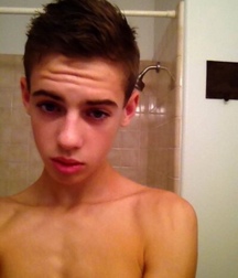 shirtless boys 5b917fd949a2f.jpg