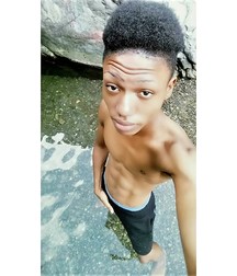 shirtless boys 5b918105c34b7.jpg