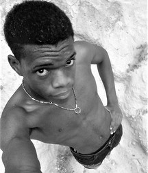 shirtless boys 5b91812c9225c.jpg
