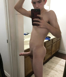 Boys with a boner 5b92e07698895.jpg