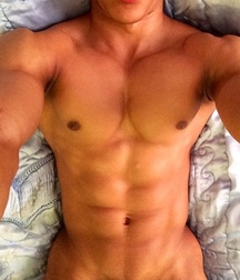 shirtless boys 5b95637318b95.jpg