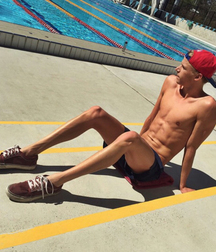 shirtless boys 5b956389be945.jpg