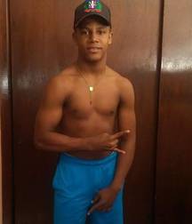 shirtless boys 5b9809fa13100.jpg