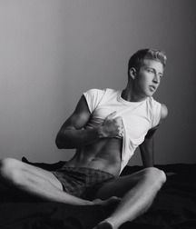 Boys 5ba90f171d911.jpg