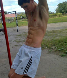 shirtless boys 5bb221fe096b5.jpg