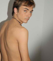 Tyler 5bb9a2ded3db9.jpg