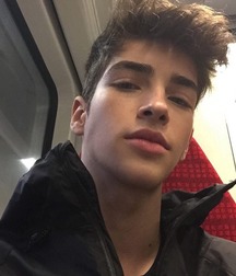 Boys 5bbd085253361.jpg