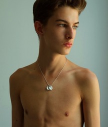 shirtless boys 5bc0fa05da30e.jpg