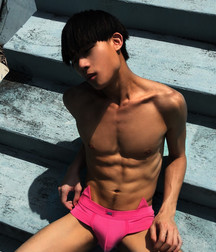 shirtless boys 5bd2d384bd306.jpg