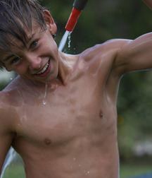 shirtless boys 5bd31f81a1904.jpg