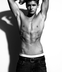 shirtless boys 5bd3207ed8940.jpg