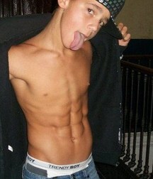 shirtless boys 5bd32223921a2.jpg