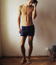 shirtless boys 5bd3a0d92fc18.png