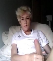 Boys with a boner 5bd499c6a5218.jpg