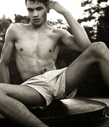 shirtless boys 5bd5d17436ddd.jpg