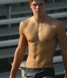 shirtless boys 5bd73cabeb4ce.jpg