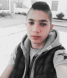Boys 5bd8c04456b56.jpg