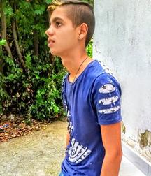 Boys 5bd8c056b400a.jpg