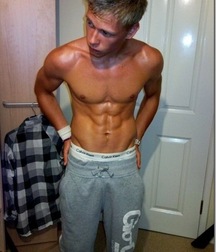 shirtless boys 5bdadc9e0b108.jpg