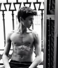 shirtless boys 5bdc844048e58.jpg