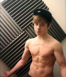 shirtless boys 5bdd9465479d2.jpg