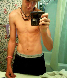 shirtless boys 5bdd97f0a14c9.jpg