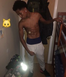 shirtless boys 5bddd0710ba8e.jpg
