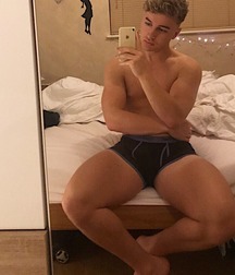shirtless boys 5bddd3c5d348d.jpg