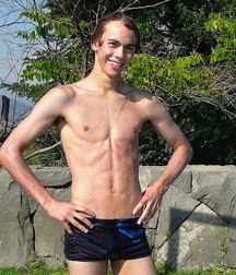 shirtless boys 5bded67f49a52.jpg