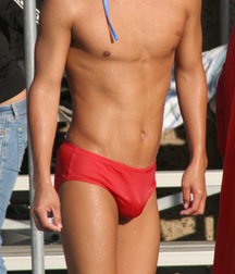 shirtless boys 5bdeda407635c.jpg