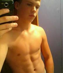 shirtless boys 5be1e4ce6766c.jpg