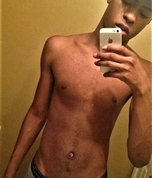 shirtless boys 5be2e9a1dab5b.jpg