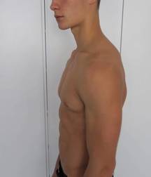 shirtless boys 5be5b67b9c619.jpg