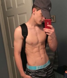 shirtless boys 5be5b6f645480.jpg