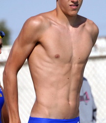shirtless boys 5be804d7714dc.jpg