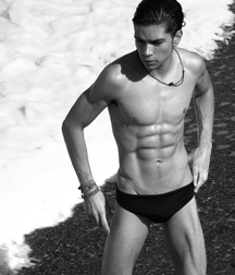 shirtless boys 5be80583a2255.jpg