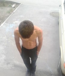 shirtless boys 5be9a8b21a8c4.jpg